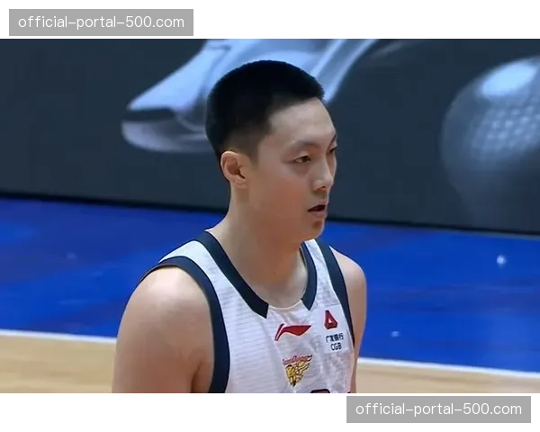 胡明轩三分命中率30.8%为何能参加全明星三分大赛