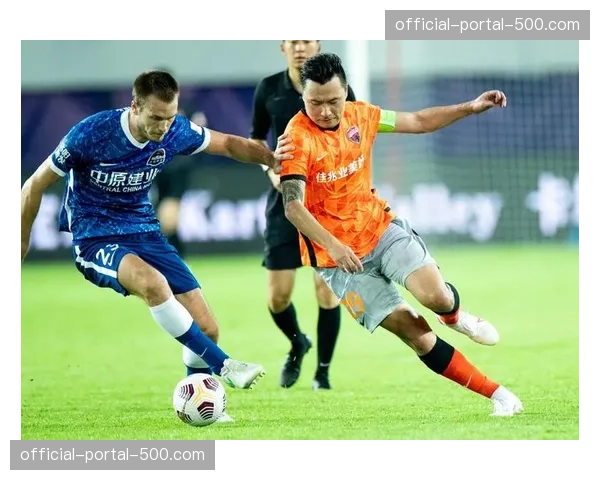 结果速报:河南队0-0闷平武汉三镇,双方防守体系均未犯错 结果速报:河南队0-0闷平武汉三镇,双方防守体系均未犯错